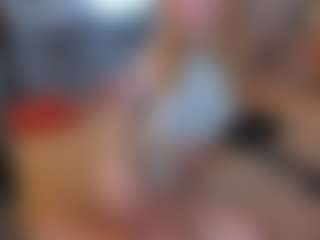 Lil1y-Moore's Live Sex Cam Show