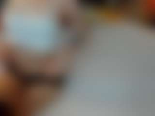 Lil1y-Moore's Live Sex Cam Show