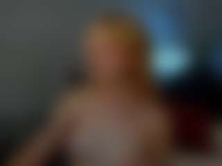 Lil1y-Moore's Live Sex Cam Show