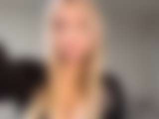 realanna's Live Sex Cam Show