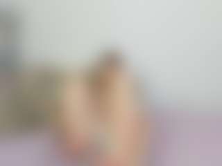 Live cam show with TinyThunder - Sexting on Camsoda
