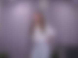 Spettacolo in cam dal vivo con AlonaTrautner - Lush su Camsoda