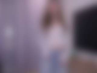 Live cam show with AlonaTrautner - Lush Blonde Hair on Camsoda