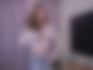 AlonaTrautner's Live Sex Cam Show
