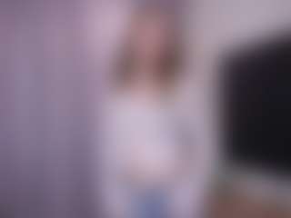 Live cam show with AlonaTrautner - New Blowjob on Camsoda