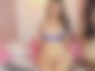 CloeSanz's Live Sex Cam Show