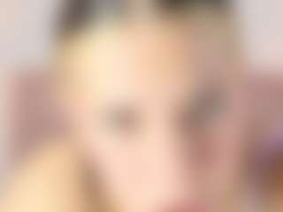 CloeSanz's Live Sex Cam Show