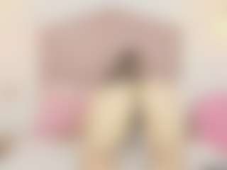 CloeSanz's Live Sex Cam Show