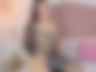 CloeSanz's Live Sex Cam Show