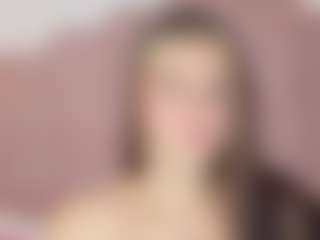 CloeSanz's Live Sex Cam Show