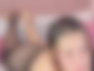 CloeSanz's Live Sex Cam Show