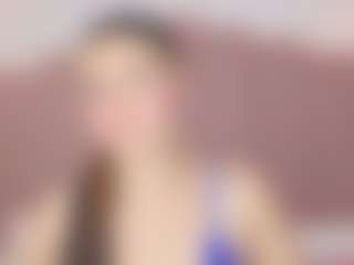 CloeSanz's Live Sex Cam Show
