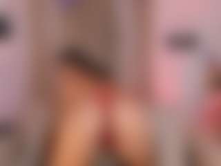Live cam show with Maddison-owens - New Big Tits on CamwithHer