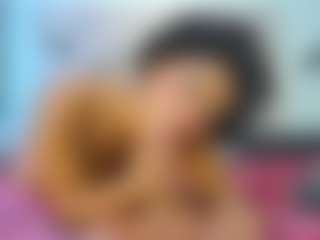 miakitye's Live Sex Cam Show