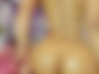 miakitye's Live Sex Cam Show