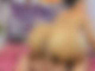 miakitye's Live Sex Cam Show