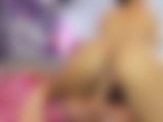 miakitye's Live Sex Cam Show