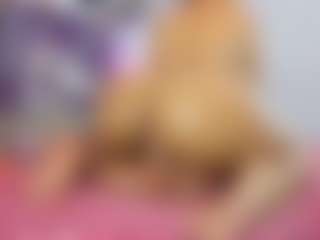 miakitye's Live Sex Cam Show