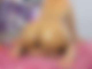 miakitye's Live Sex Cam Show