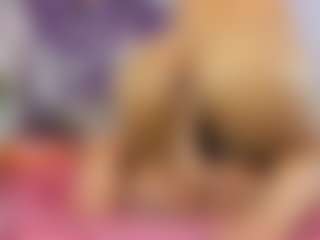 miakitye's Live Sex Cam Show