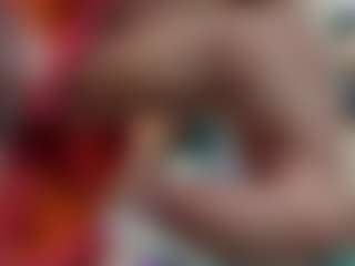 miakitye's Live Sex Cam Show