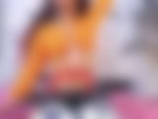 miakitye's Live Sex Cam Show