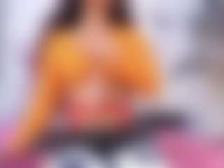 miakitye's Live Sex Cam Show