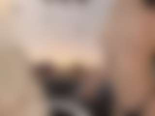 MiaPerry's Live Sex Cam Show