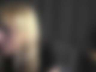 Live cam show with RoxyStroh - New White on madthumbs