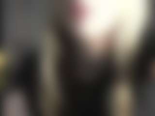 Live cam show with RoxyStroh - New Young Adult on Camsoda