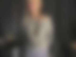 RoxyStroh's Live Sex Cam Show