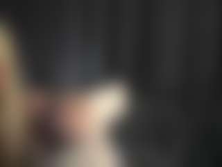Live cam show with RoxyStroh - White on SinfulBabes