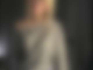 RoxyStroh's Live Sex Cam Show