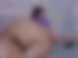 Live cam show with Clarigil-am - White on Camsoda | colombia