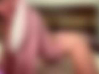 Live cam show with divinitykate - New Shaved Pussy on Soda Cam