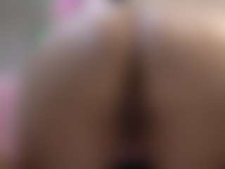 iris-moon's Live Sex Cam Show