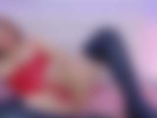 Live cam show with JulietaTurner - Blonde Hair on crypto-cams