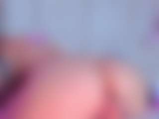 LuuCamell's Live Sex Cam Show