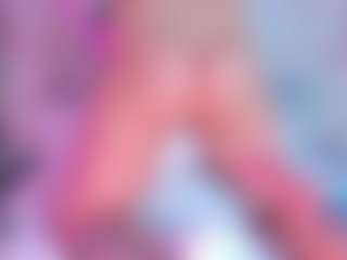 LuuCamell's Live Sex Cam Show