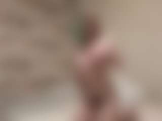 Live cam show with Casey - Flirt MILF on Cam Slut