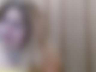 EmyKisa's Live Sex Cam Show