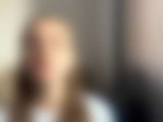 Mia's Live Sex Cam Show