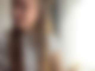 Mia's Live Sex Cam Show