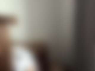 Mia's Live Sex Cam Show
