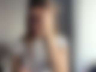 Mia's Live Sex Cam Show