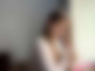 Live cam show with Mia - College on CamwithHer