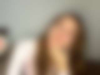 Mia's Live Sex Cam Show