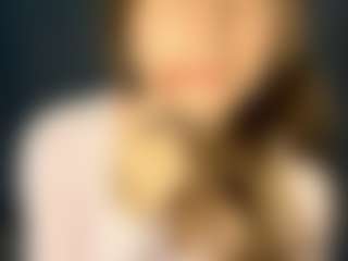 Mia's Live Sex Cam Show