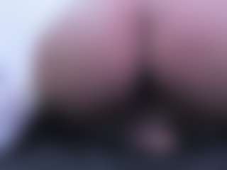 Live cam show with NICOLE-SP - Smoking on Dare Cams