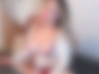 sabrinacherry11's Live Sex Cam Show